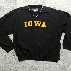 ❎SOLD❎Vintage Nike Iowa State Windbreaker